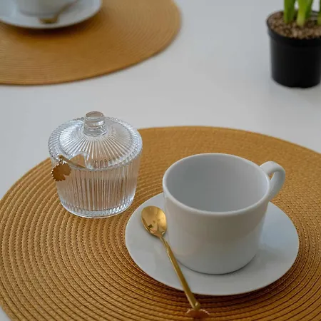 Spacious With Wifi & Smart Tv Remote Working By Renters