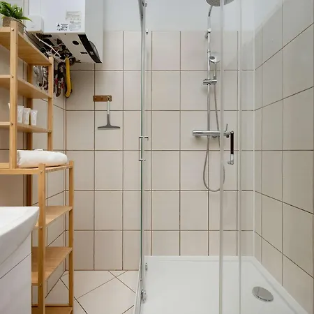 Spacious With Wifi & Smart Tv Remote Working By Renters * Wroclaw