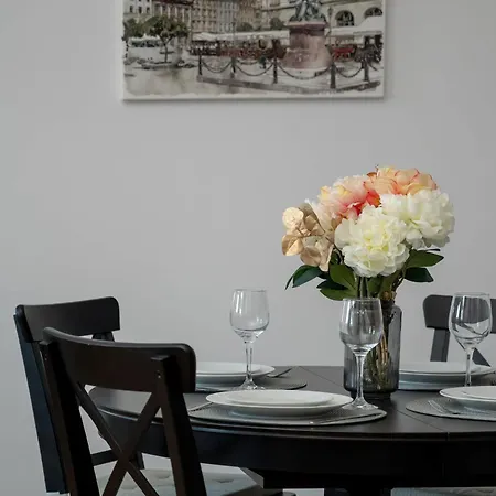 Spacious With Wifi & Smart Tv Remote Working By Renters