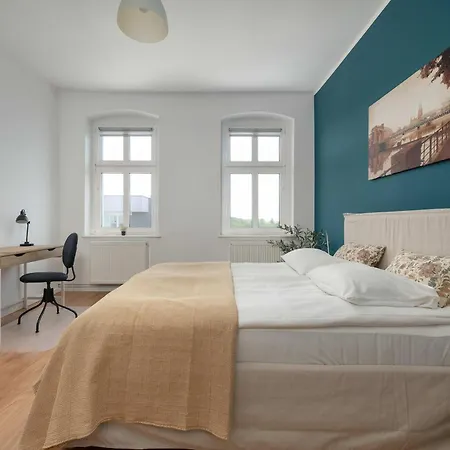 Daire Spacious With Wifi & Smart Tv Remote Working By Renters *