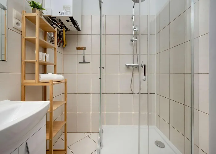 Spacious With Wifi & Smart Tv Remote Working By Renters * Wroclaw