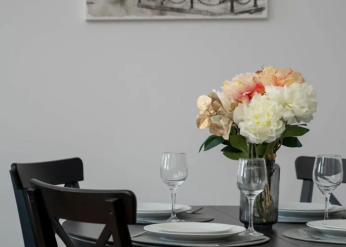 Spacious With Wifi & Smart Tv Remote Working By Renters