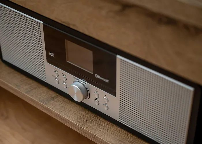 Spacious With Wifi & Smart Tv Remote Working By Renters Apartment Wroclaw